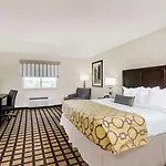 Baymont By Wyndham Erie