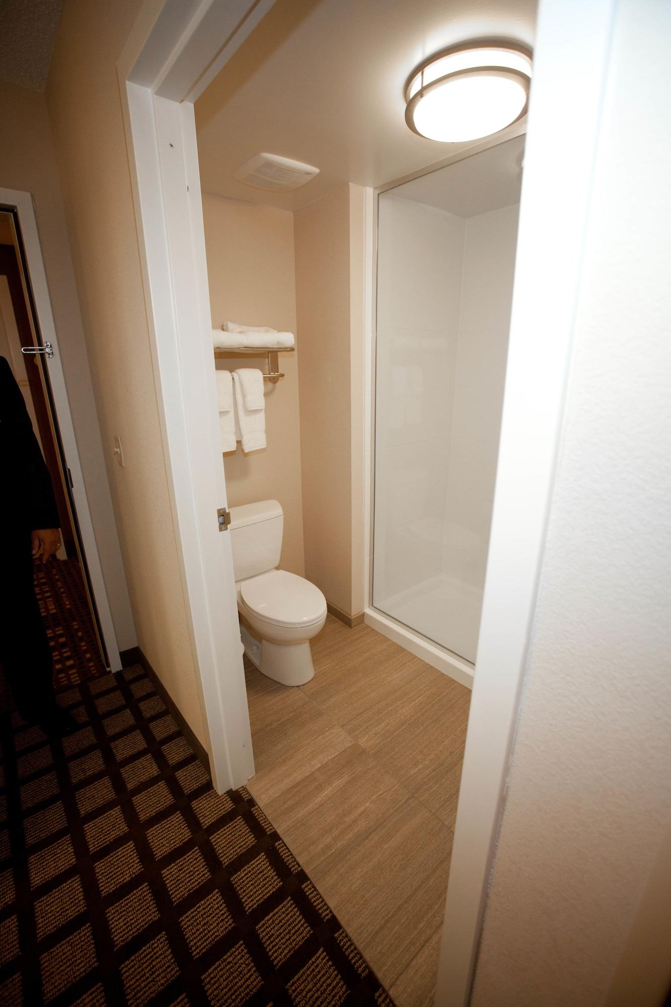 Baymont By Wyndham Erie Hotel Kearsarge