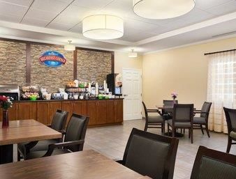 Baymont By Wyndham Erie Hotel Kearsarge